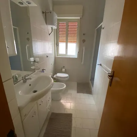 Vacanze Lido Azzurro *